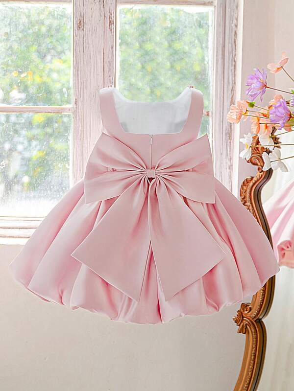 Kleine Mädchen Satin Kleid mit Kunstperle und Schleife, elegantes BlumenMädchen Kleid, geeignet für Geburtstagsfeiern, Schulaufführungen
