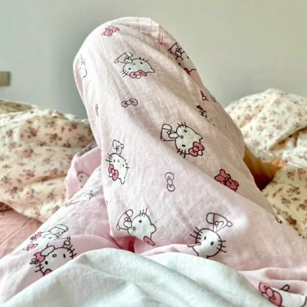 Sanrio Adult Sanrio Hello Kitty Elegant Woven Polyester Pajama Pants - All-Season Off-The-Shoulder Flowers & Color Block Design, Soft Warm Flannel Anime Loungewear, Licensed Comfortable Pajamas(Suggest Shooting One Size Larger)