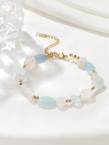 粉晶海蓝宝石和紫水晶项链和手链是女士日常出游的完美之选。搭配天然宝石首饰，时尚百搭，适合各种场合。