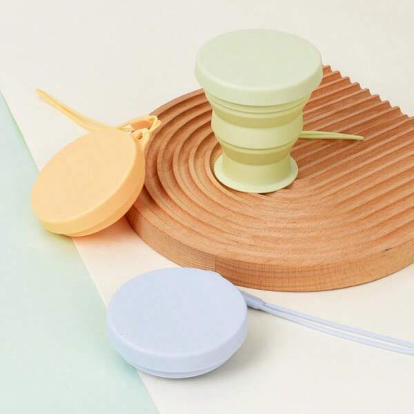 قارورة ماء قابلة للطي بتصميم ألوان حلوى، سهلة الحمل والتخزين