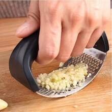 1 cái dụng cụ ép tỏi bằng thép không gỉ, dùng để băm nhỏ tỏi, nghiền tỏi, thái tỏi, tay cầm tiện dụng, thích hợp cho rau củ, trái cây, nấu ăn, làm salad, trang trí, bảo quản, tiệc tùng, sinh nhật, dụng cụ nhà bếp thiết yếu (Màu/kiểu ngẫu nhiên) - màu đen - Xem 5