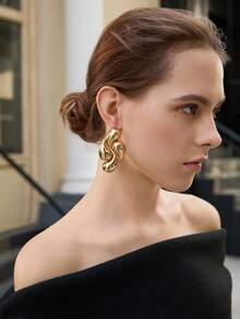 1 par de pendientes minimalistas de estilo clásico y personalizado de alta gama, con un toque europeo y americano, ideal para uso diario. Regalo de Navidad y Navidad de invierno - Dorado - Ver 2