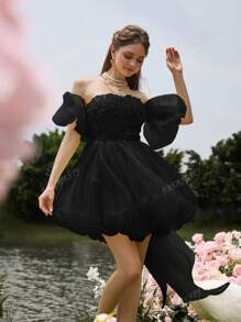 Faeriesty Elegant Stylish Bubble Sleeve Graduation Dress With Large Back Bowknot & Floral Applique | Luxury Party Dress For Weddings, Birthday Outfits, And Red Carpet Events, Prom Dress
