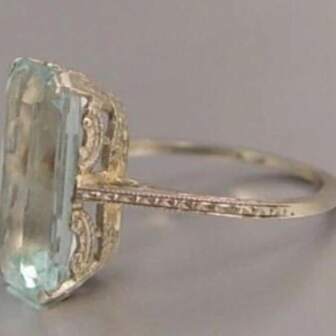 2025 Luxe Vintage Mint Green Crystal Ring – Elegant Geometric Quadrilateral Statement Ring For Women, Shimmering Artificial Gemstone, Smooth Warm-Tone Metal Band, Dainty Adjustable Fine Jewelry (Hypoallergenic, Gift Box Ready) Perfect For Mother's Day, Valentine's, Anniversary