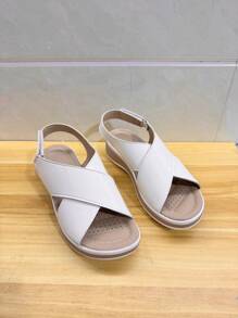 Women's Sandals & Slippers, New Summer Casual Flat Comfortable Beach Shoes, Fashionable Vacation Style Slip-On, Daily Wear, Simple, Preppy, Classic Design, Spring/Summer