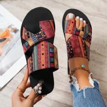 Sandalias planas de playa cómodas y transpirables con estampado retro, tira en el dedo y estilo bohemio, para mujeres, nuevas para 2025 y de comercio exterior
