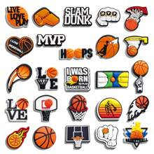 25 stuks schoenaccessoires met basketbalthema, leuke doe-het-zelf schoendecoraties geschikt voor klompenfeestjes, cadeau voor vrouwen en mannen (diverse stijlen, handgemaakt met mogelijke kleine lijmresten of defecten aan de achterkant)