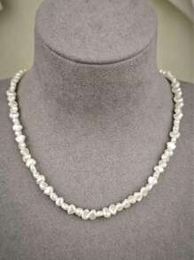 Set di gioielli composto da collana e braccialetto con perle finte irregolari, un regalo