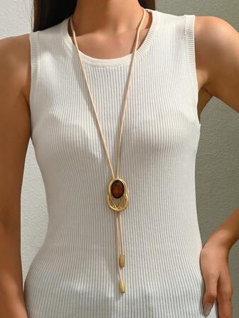 1 pieza Collar con colgante geométrico dorado asimétrico de moda casual para mujer, adecuado para uso diario y cualquier ocasión