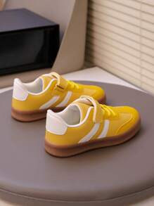 New Arrival Unisex Kids Fashion Casual Sneakers, & Versatile