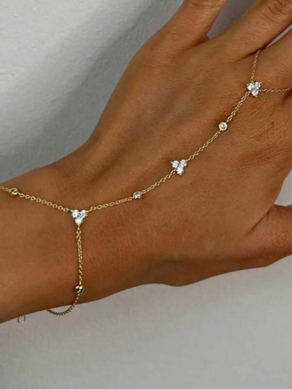1 Stück Edelstahl Klee Armreif mit Strass für Frauen, Luxus Modeschmuck geeignet für Bankette, Dates, Partys, täglichen Gebrauch
