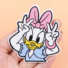Disney 1pc Disney Mickey, Minnie, Donald Duck, Daisy Duck Fabric Applique Patch, DIY Decorative Accessories For Bags, Clothes Summer, School
