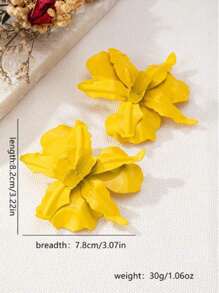 2pcs Exaggerated Floral Design Earrings For Women, European And American Style