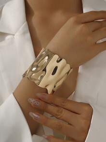 1 件简约光滑金属手镯，适合日常装扮、通勤、商务、法式浪漫风格，适合朋友聚会、高端场合、正式礼服、女士 - 金色兩件套 - 查看 2