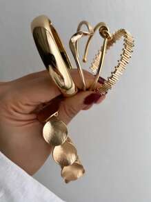 5pcs Vintage Exaggerated Luxury Geometric Design Wide Metal Gold Bangle Set, Suitable For Everyday Wear And Gifting