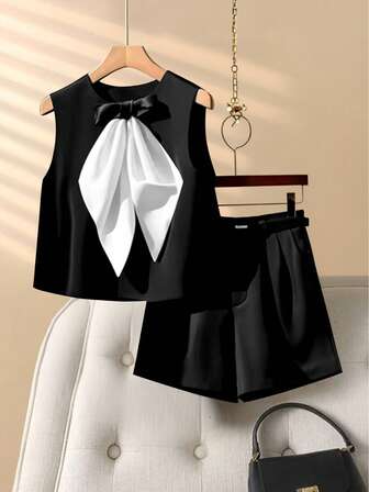 女士撞色拼接蝴蝶结装饰背心和短裤两件套套装