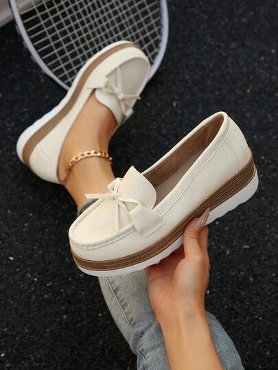 Fall/Winter Thick Sole Comfortable Slip-On Shake Shake Shoes Flatform Soft Bottom Flat Shoes, Khaki Color,Sneakers For Women