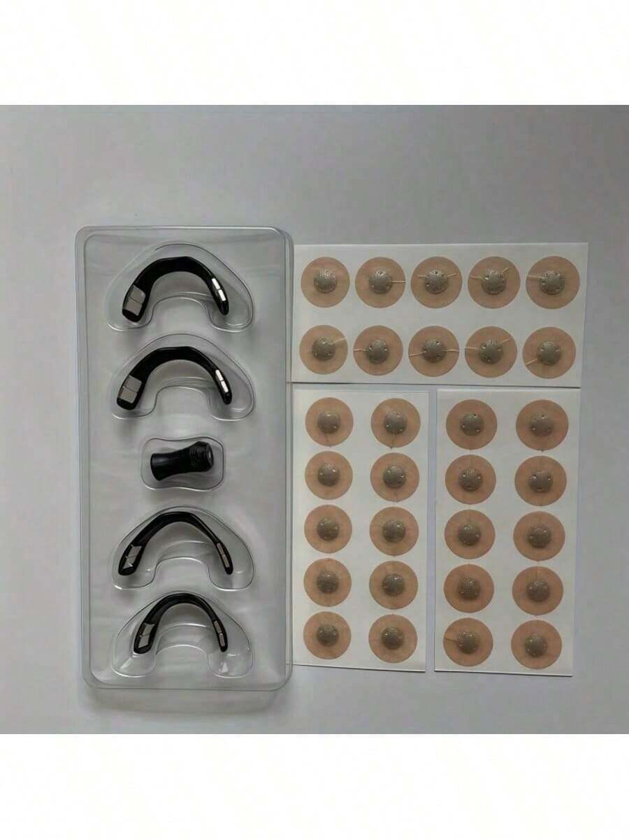 Ensemble de dilatateurs et bandes nasales - Améliore le flux d'oxygène et le sommeil, bandes nasales beige légères et imperméables à la transpiration, sans électricité ni pile nécessaire, comprend 4 tailles de supports nasaux, 1 support de bande nasale et 30 bandes nasales magnétiques. Cadeau parfait pour la famille, les amis et les amoureux.