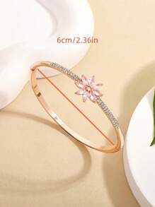 1 pieza Brazalete de mujer con diseño de flor, brazalete de amistad con circonita incrustada, regalo de temporada de graduación lindo