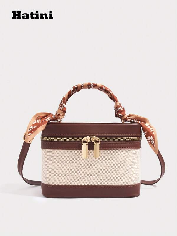 HATINI حقيبة دلو بتصميم نخبوي عصري أنيق للنساء من ماركة HATINI، حقيبة كتف جديدة أحادية الكتف، بسحاب مزدوج لحمل الكتف أو الجسم، حقيبة صندوق أنيقة، صغيرة وأنيقة، مع حزام قابل للتعديل والفصل، هدية رائعة للأمهات وكبار السن، مناسبة للنساء للذهاب للعمل والمواعيد والتسوق والعطلات والشاطئ ومهرجانات الموسيقى والحفلات