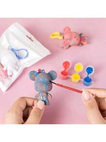 Set de manualidades de creación DIY que incluye un llavero con diseño de oso fluido estilo graffiti, conejo de orejas largas y pequeña decoración de alien, con base blanca para pintar a mano (Incluye: 3 colores u 12 colores de pinturas acrílicas y pinceles) (Colores de accesorios al azar), Vuelta al colegio