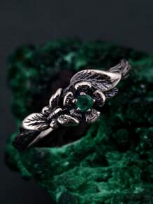 Vintage Green Zirconia Butterfly Ring | Elegant Luxury Purple Design, Delicate & Versatile Women Daily Accessory