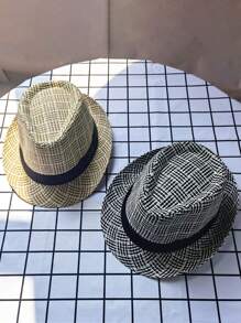 Chapéu de Palha Leve Cáqui Masculino Monopeça. É Respirável no Verão, Trazendo Uma Sensação Refrescante. Esse Chapéu Elegante é Confortável e Leve, e É Um Chapéu de Sol Conveniente e Prático. É Um Chapéu de Sol Versátil, Adequado para a Primavera, Destacando Um Temperamento Elegante. O Chapéu Refrescante Com Material Delicado e Suave à Pele é Um Item Essencial para a Praia.