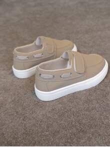 Kids' Hook And Loop Design Skateboard Shoes, Soft Sole Non-Slip Casual Sneakers For Outdoor Activities - Grey - View 5