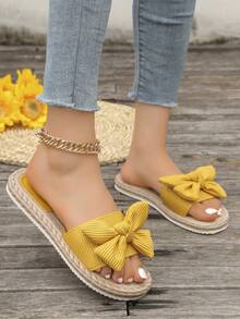 סנדלים שטוחים עם קשת לנשים, כפכפים קלים לקיץ במידות גדולות, נעלי חוף נוחות ואופנתיות לנשים, סנדלי החלקה פתוחים לנשים, נעליים שטוחות עם כפכפים - צהוב - ראה 5