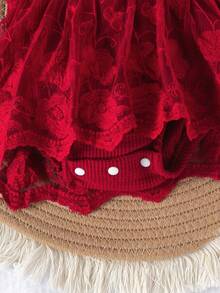 1件婴儿/女婴可爱蕾丝网纱花朵荷叶边连体衣，轻薄夏季款