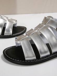 2025 Summer New Outdoor Comfortable Woven Flat Open Toe Plus Size Women Sandals