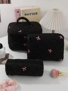 1 件/套甜美酷炫粉色蝴蝶结黑色背景绗缝女孩洗漱化妆包套装，大容量防污化妆包化妆袋，轻盈蓬松填充洗漱包，适合日常使用，节日旅行返校用品，宿舍必需品旅行必需品，生日礼物