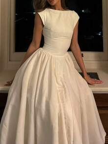 فستان ماكسي أنيق بخصر مشدود على الطراز الفرنسي من Floreya بظهر مفتوح، للمواعيد اليومية - لون مشمشي - مشاهدة 5