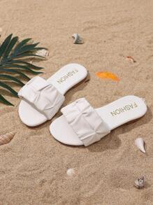 1 paire de chaussons de plage plats et souples en PU pour tout-petits et petits enfants, à bout rond et à brides plissées, sandales à la mode pour l'intérieur et l'extérieur, idéales pour le quotidien, la plage, les vacances et l'été.
