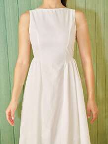 Andrea Bello Women's White Long A-Line Sexy Elegant Waisted Bubble Hem Dress Simple Solid Color Dress Backless Minimalist Sleeveless Midi Dress, Suitable For Work & Vacation And Summer