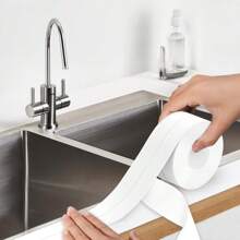 Nastri sigillanti impermeabili ad alta adesività, adatti per bagno, cucina e altre occasioni. Progettazione autoadesiva per installazione senza utensili, copre efficacemente le lacune per impedire la penetrazione dello sporco e migliora l'estetica degli angoli.