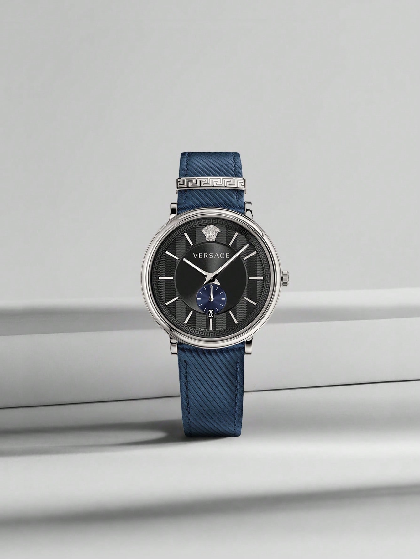 Versace ساعة معصم كوارتز للرجال، ساعة أنيقة لرجال...