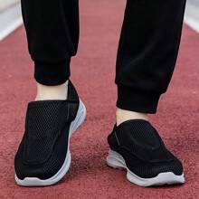 Comfortable Unisex Casual Sports Shoes With Adjustable Soft Sole, Suitable For Wide Or Swollen Feet