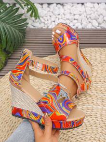 Giày sandal đế xuồng cho nữ, sandal đế xuồng cỡ lớn kiểu Âu và Mỹ, sandal cao gót đế xuồng phối màu thời trang, sandal cao gót xỏ chân. - Đỏ - Xem 2