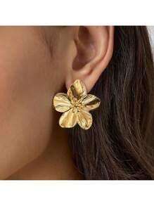 Large Textured Gold Tone Flower Stud Earrings For Women, Bold Sculpted Five-Petal Floral Design, Unique Hammered Brushed Finish, Lightweight Statement Jewelry For All-Day Or Evening Wear, Ideal For Weddings, Parties, Cocktail Events, Fashion Outfits, Special Occasions, Secure Post Backs, Eye-Catching Accessory, Gift For Women Who Love Glamorous, Bold, And Contemporary Style