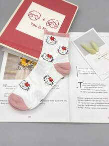 Sanrio 1/2/4/8Pairs Sanrio Random Shipping Sanrio Hello Kitty Kuromi Melody Cartoon Anime Pattern Children's Mid-Length Socks,Spring And Summer Sports Socks, Breathable, Odor Proof, And Sweat Absorbing Socks Suitable For Ages 9-25.