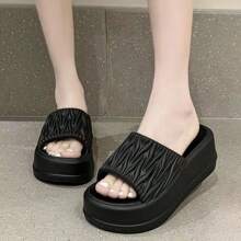 Damen Super Weiche EVA Leichte Komfortable Tanga Sandalen, Einfarbig 7cm Plateau, geeignet für Teenager, Sommer, Farbe Schwarz