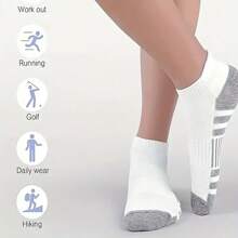 5 perechi de șosete sport respirabile, absorbante de șocuri, pentru bărbați, cu suport pentru arcul plantar - Design cu dungi care absoarbe umezeala, Ambalaj multicolor (negru/alb/gri), Căptușeală suplimentară pe călcâi și vârf, Îngroșate și durabile, Stil atletic, Potrivite pentru pasionații de sport