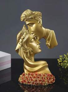 1pc Resin Rose Kisses The Statue With Love, Symbolizing The Love Ornaments That Will Never Die.Resin Decorative Crafts, The Best Object For Creative People To Design Home Decoration, Are Used For Home Desktop Decorations, Gifts For Classmates, Friends And Family, And Birthday Gifts.Room Decor, Home Decor, Birthdaydecor,Kitchen,Wedding, Bedroom Decor, Livingroom Decor, Gift, Party Decor, Gardendecor