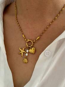 Monlansher Collana estiva in acciaio inossidabile da donna, ciondoli in stile bohémien con conchiglie, stelle marine e perle finte a più strati, elegante collana dorata di design di alta gamma, personalizzata