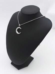 1pc Gold Stainless Steel Moon Pendant Necklace, Large Crescent Shape Hammered Design - Silver - View 3