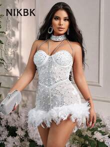 NIKBK Bộ đồ liền thân mini gợi cảm đính lông vũ nhân tạo đính ngọc trai trang trí cho nữ, dùng cho buổi hòa nhạc Rave lễ Phục sinh, váy dạ hội tiệc cocktail, trang phục câu lạc bộ lễ hội - trắng - Xem 3