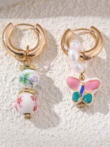 2 buc Cercei ceramici cu fluture și flori, cu mărgele, primăvară/vară, picătură de ulei cu perle artificiale, multicolori, potriviți pentru exterior, plajă, naveta, accesorii de zi cu zi