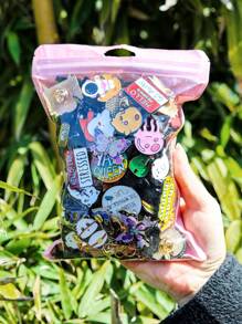 5/10/15/30/40/50/60/75/85/95/100 pièces Broche mixte aléatoire (sans double), styles, motifs, formes variés, épingles en métal d'alliage, personnages de dessins animés mignons, assortiment aléatoire, accessoires décoratifs pour sacs, vêtements, accessoires de bureau, chemises, vestes, bijoux, Noël, Halloween