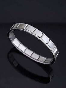 1 款全新不锈钢草莓胡椒樱桃吊坠弹性手链，时尚可调节防水珠宝，适合男女。 - 光面 - 查看 3